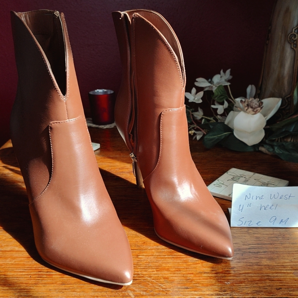 Nine West Women's Tan Ankle Boots